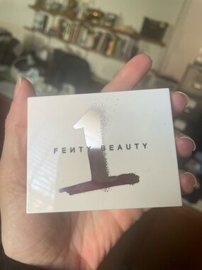 Fenty Beauty snap shadow eyeshadow palette